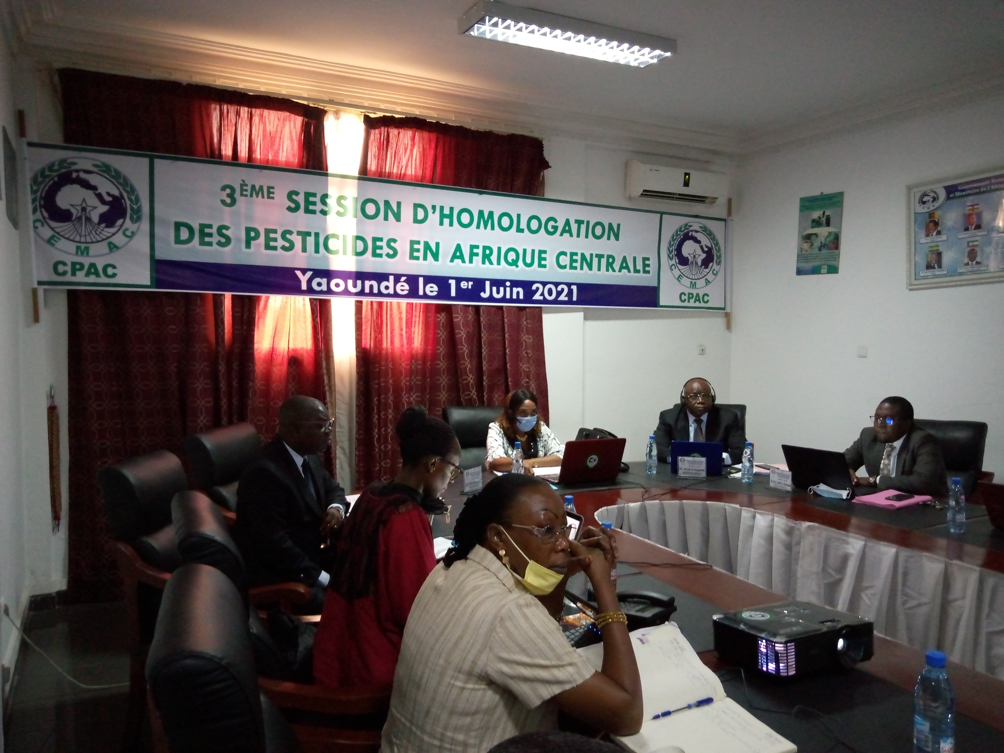 photo1 3eme session homologation des pesticides en Afrique Centrale