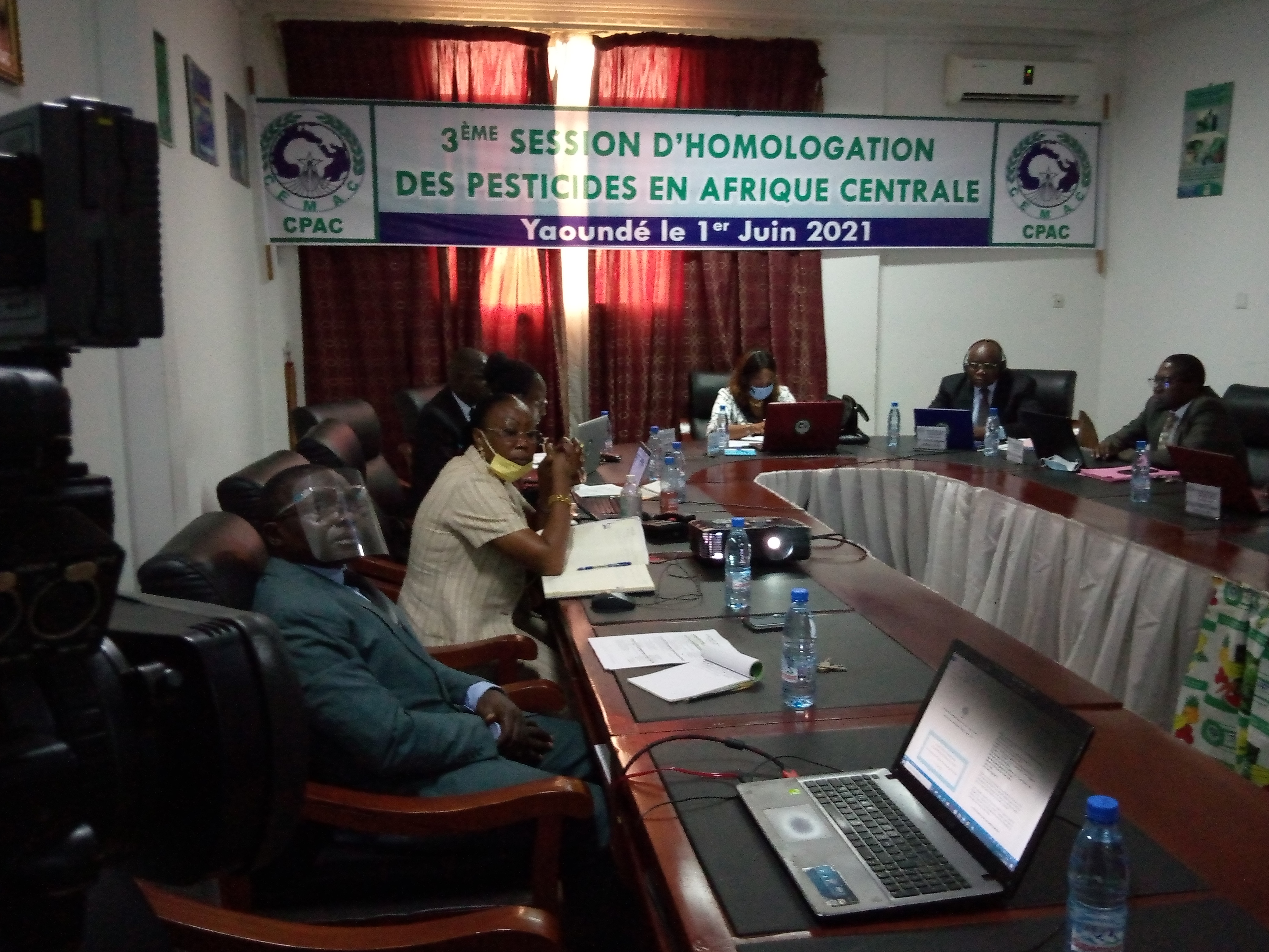 photo 3ème session d’homologation des pesticides en Afrique Centrale 